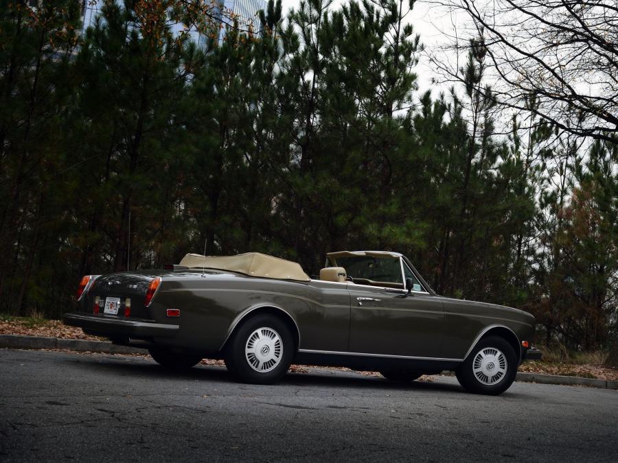  Bentley Continental Convertible 1984 года  (фото 11 из 11)
